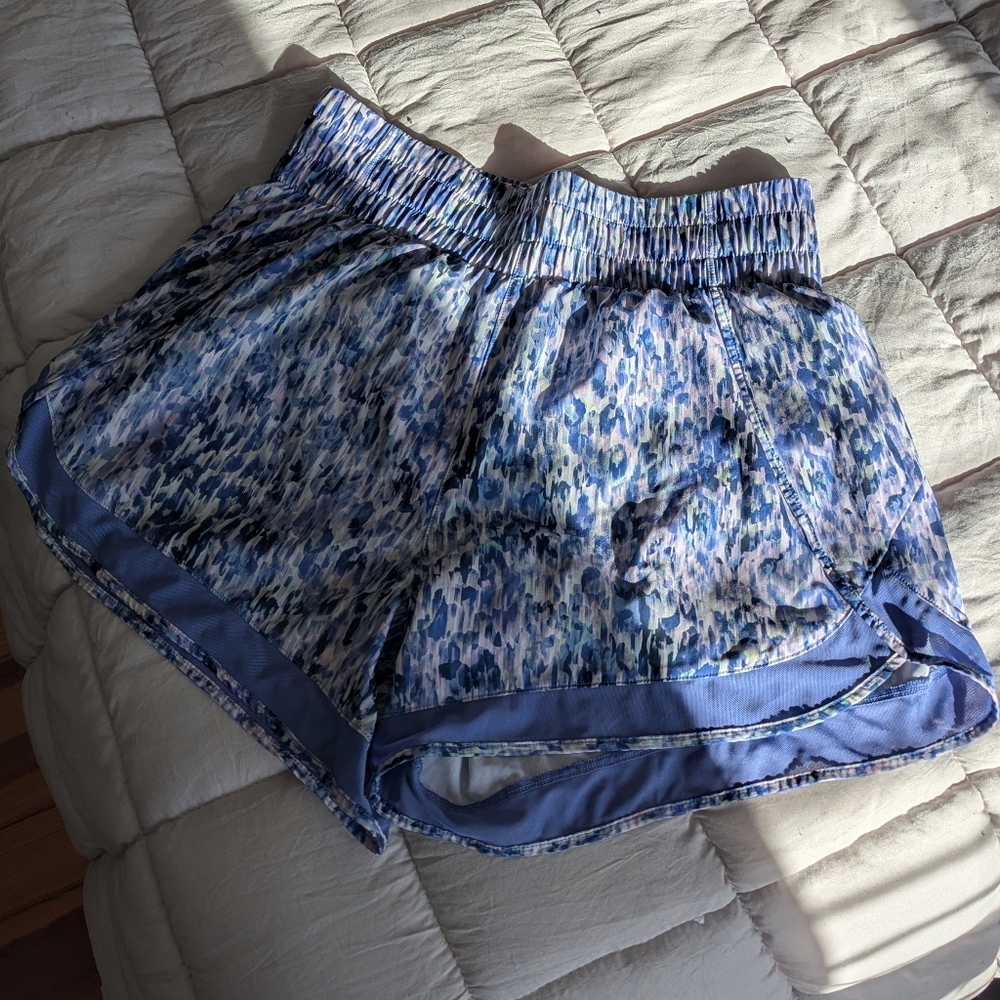 Athleta High-Rise Mesh Racer Run 3' Short - Small